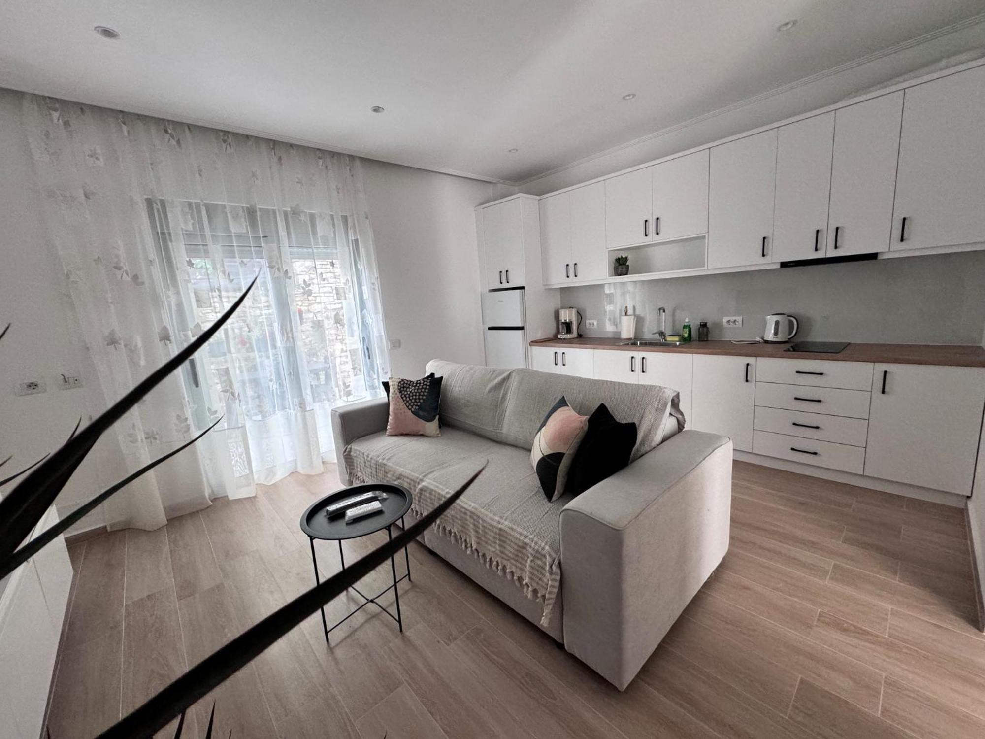 Apartament Sunset Hill Saranda