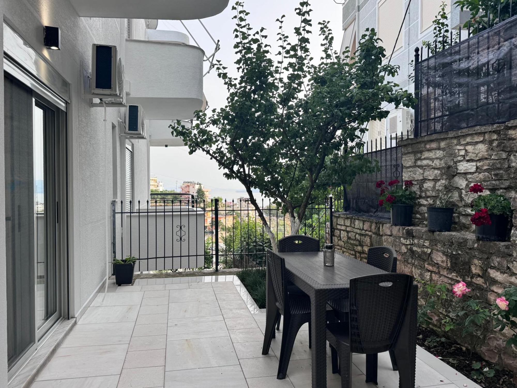 Sunset Hill Appartamento Sarandë