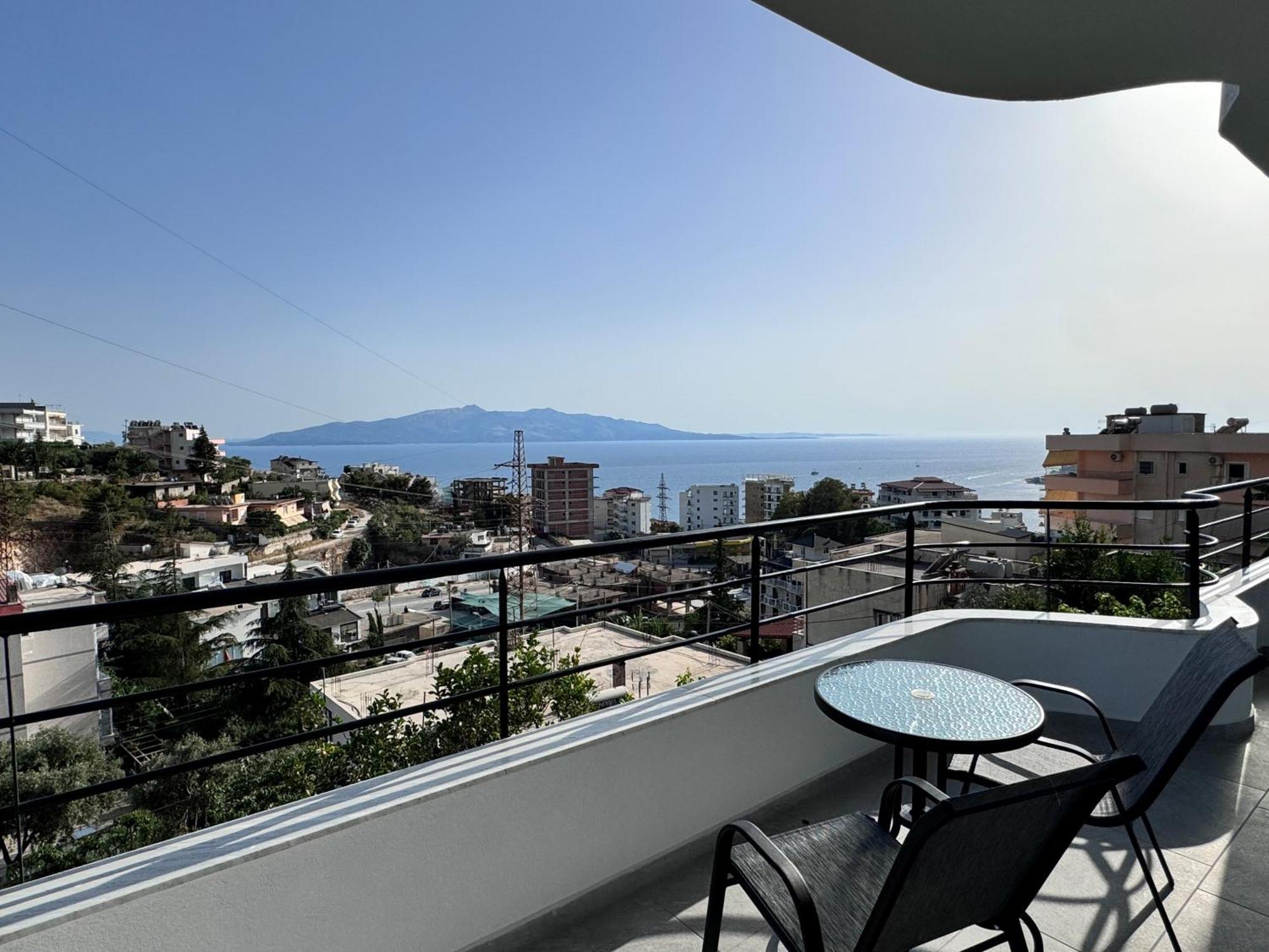Sunset Hill Sarandë